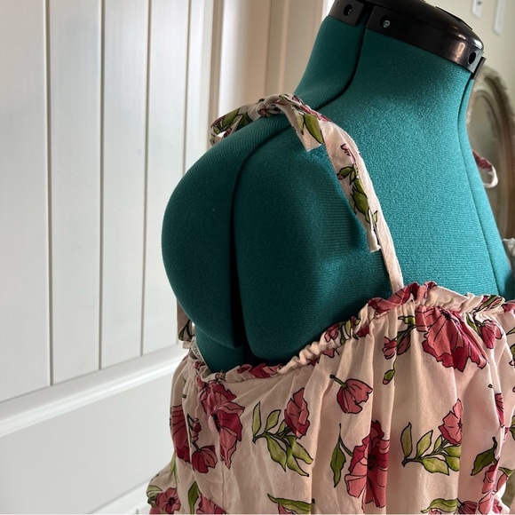 2/$30 Forever 21 Linen Pink and Cream Spaghetti Strap Mini Sundress - Picture 5 of 14